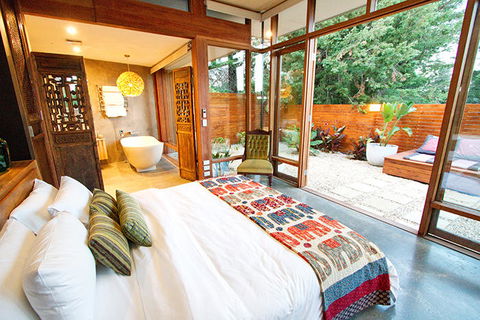 Sticky Rice Villas - Tourism Townsville 12