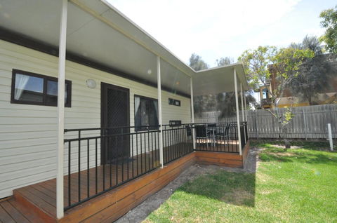 Beachside Holiday Park - Tourism Townsville 9