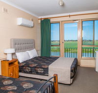 Tailem Bend Riverside Hotel - Tourism Townsville