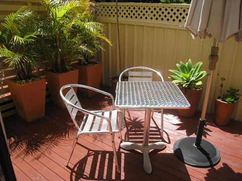Pelicans Rest Shellharbour - Tourism Townsville 9