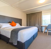Mick O'Sheas - Tourism Townsville