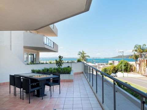 Ramada Resort By Wyndham Shoal Bay - Tourism Townsville 5