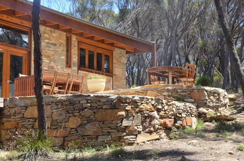 Of Stone & Wood Guesthouse - Tourism Townsville 22