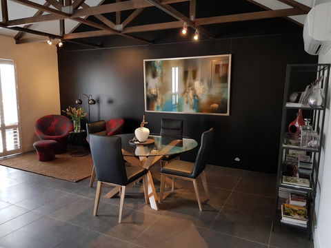 Irongate Studio B&B - Tourism Townsville 0