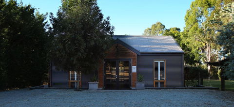 Irongate Studio B&B - Tourism Townsville 10