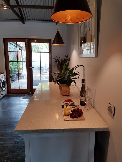 Irongate Studio B&B - Tourism Townsville 6