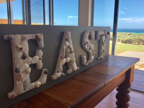 Middle River Beach House - East & West House - Tourism Townsville 19
