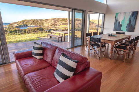 Middle River Beach House - East & West House - Tourism Townsville 6