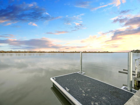 Muse On The Murray - Tourism Townsville 4