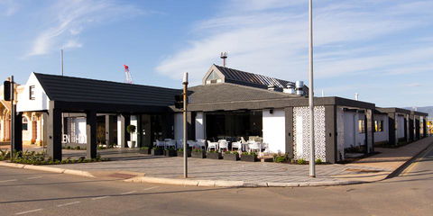 Ellen Hotel - Tourism Townsville 9