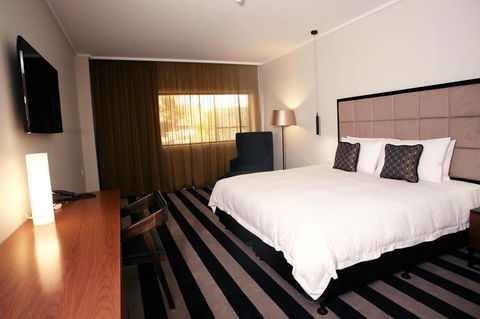 Ellen Hotel - Tourism Townsville 7