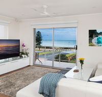 Stylish 3 Bedroom Beachview Apartment - Tourism Townsville