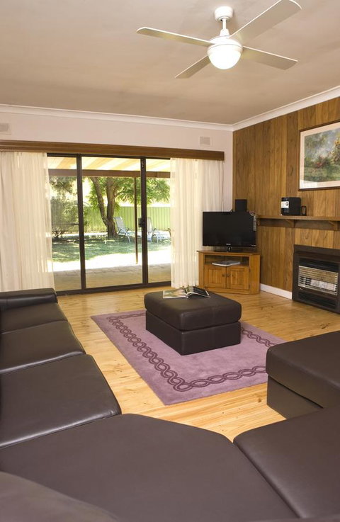 The Lyndoch Motel - Tourism Townsville 27