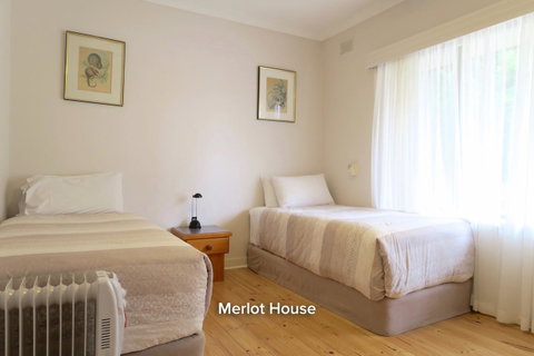 The Lyndoch Motel - Tourism Townsville 33