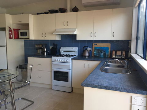 Rumah Pantai - Tourism Townsville 3