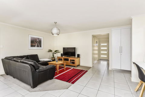 City Fringe Apartment - Tourism Townsville 7