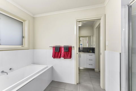City Fringe Apartment - Tourism Townsville 8