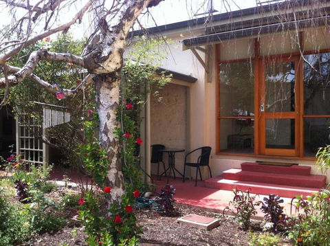 A Secret Garden - Tourism Townsville 0