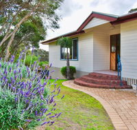 Annie's Balquhidder Cottage - Tourism Townsville