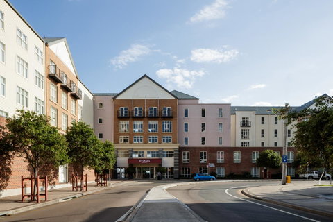 Rydges Newcastle - Tourism Townsville 2