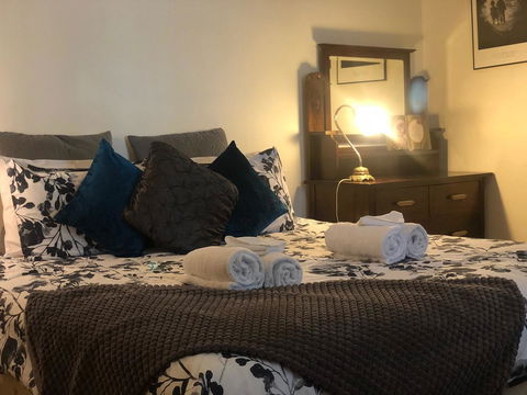 Treasured Memories Cottage - Tourism Townsville 22