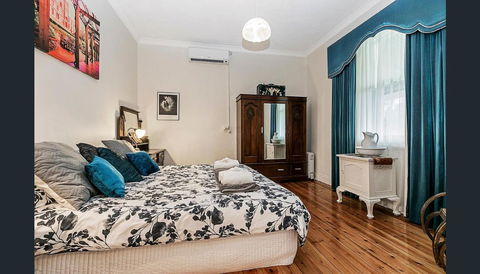 Treasured Memories Cottage - Tourism Townsville 1