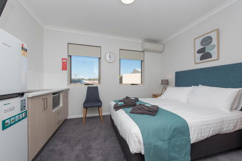 Jurien Bay Motel Apartments - Tourism Townsville 26