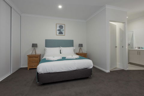 Jurien Bay Motel Apartments - Tourism Townsville 5