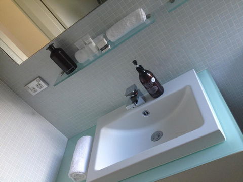 The Roozen Residence - Tourism Townsville 25