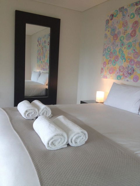 The Roozen Residence - Tourism Townsville 24