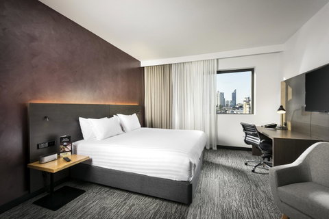 Holiday Inn West Perth, An IHG Hotel - Tourism Townsville 11