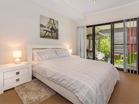 Home Apartment - Perth City Centre - Free WiFi - Tourism Townsville 5