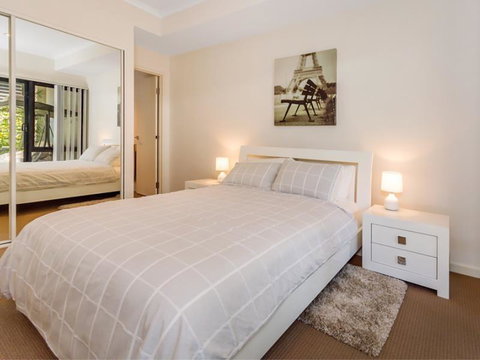 Home Apartment - Perth City Centre - Free WiFi - Tourism Townsville 8