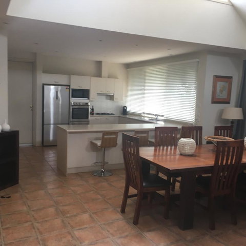 Grapevines Boutique Accommodation - Tourism Townsville 3