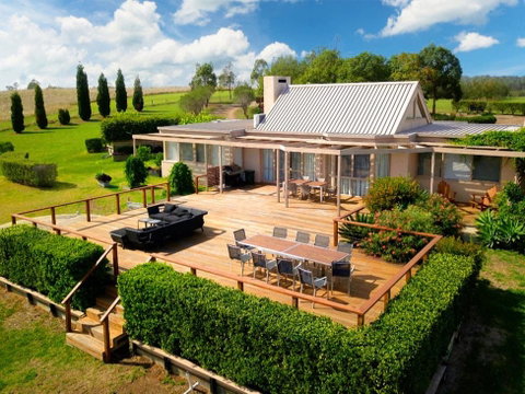 Grapevines Boutique Accommodation - Tourism Townsville 1