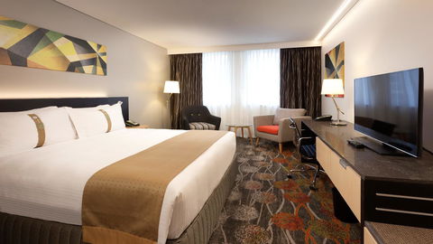 Holiday Inn Perth City Centre, An IHG Hotel - Tourism Townsville 5