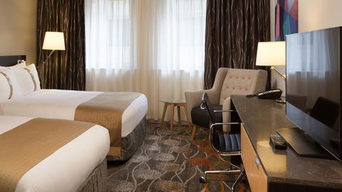 Holiday Inn Perth City Centre, An IHG Hotel - Tourism Townsville 15