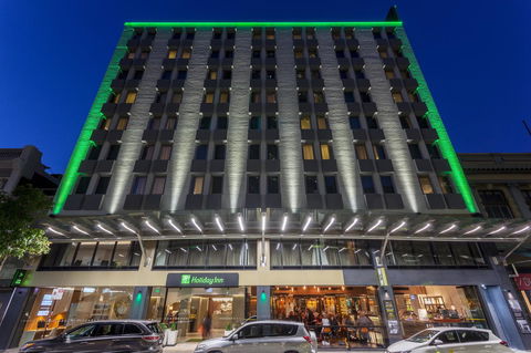 Holiday Inn Perth City Centre, An IHG Hotel - Tourism Townsville 11