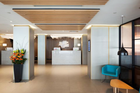 Holiday Inn Perth City Centre, An IHG Hotel - Tourism Townsville 14