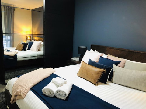 West Beach Lagoon 220 Stylish And Cozy - Tourism Townsville 3