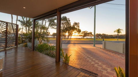 Starboard Views Kalbarri - River Front Apartment - Tourism Townsville 8