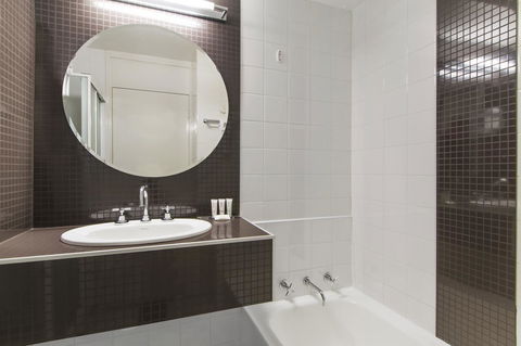 Metro Hotel Perth - Tourism Townsville 28