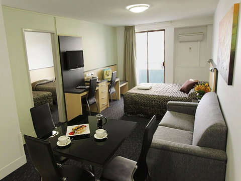 Comfort Inn & Suites Goodearth Perth - Tourism Townsville 1