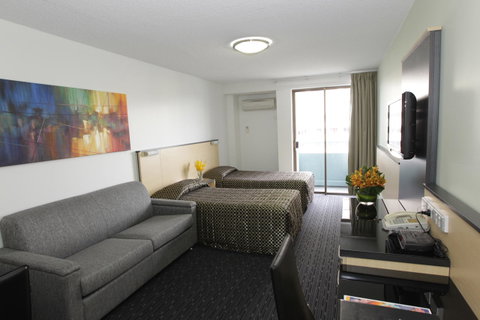 Comfort Inn & Suites Goodearth Perth - Tourism Townsville 9