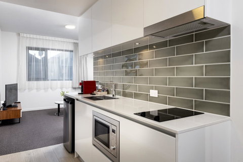 Ramada By Wyndham VetroBlu Scarborough Beach - Tourism Townsville 12