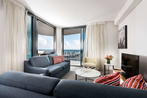 Ramada By Wyndham VetroBlu Scarborough Beach - Tourism Townsville 30