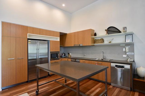East On Byron - Tourism Townsville 12