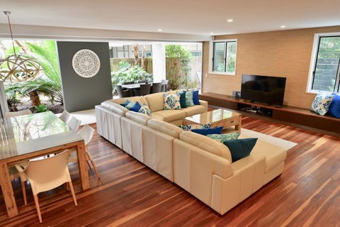 East On Byron - Tourism Townsville 20