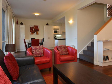 Villa Executive 2br Cypress DS Located Within Cypress Lakes Resort - Tourism Townsville 1