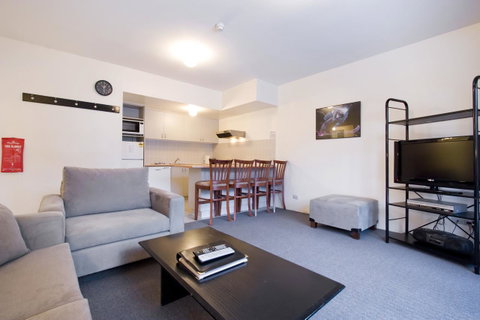 Lantern 1 Bedroom Balcony With Panoramic View - Tourism Townsville 24